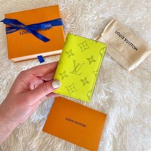 RARE COLLECTION! Louis Vuitton Pocket Organizer